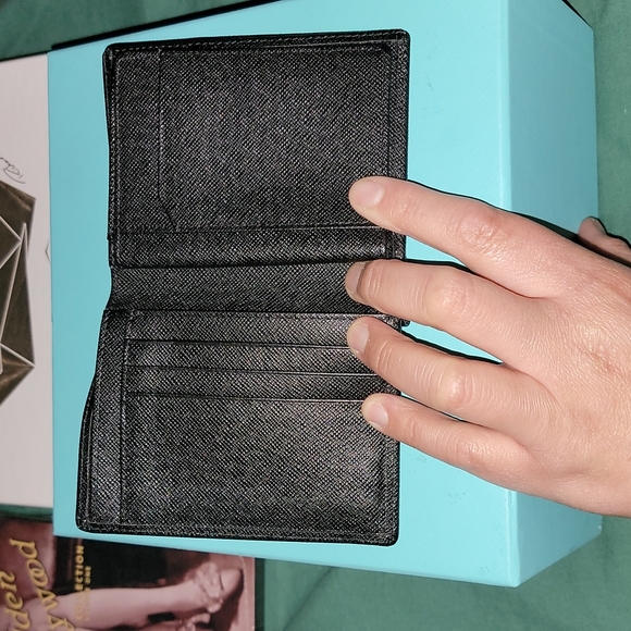 MENS BASIC CAPACCI WALLET - Picture 3 of 7